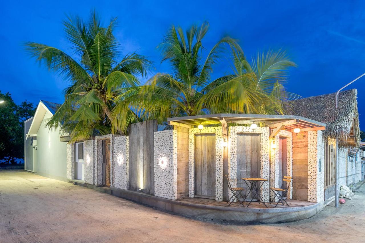 Brickwood Rasdhoo- Beach Front Extérieur photo