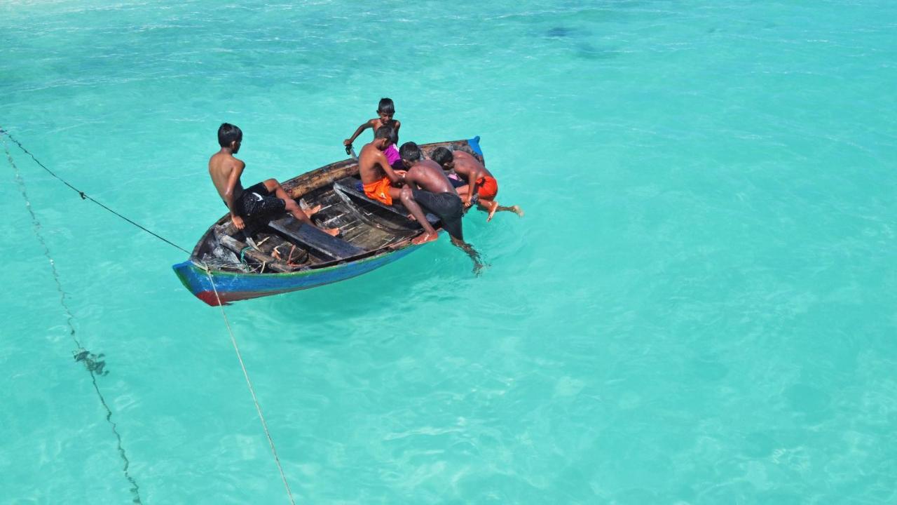 Brickwood Rasdhoo- Beach Front Extérieur photo